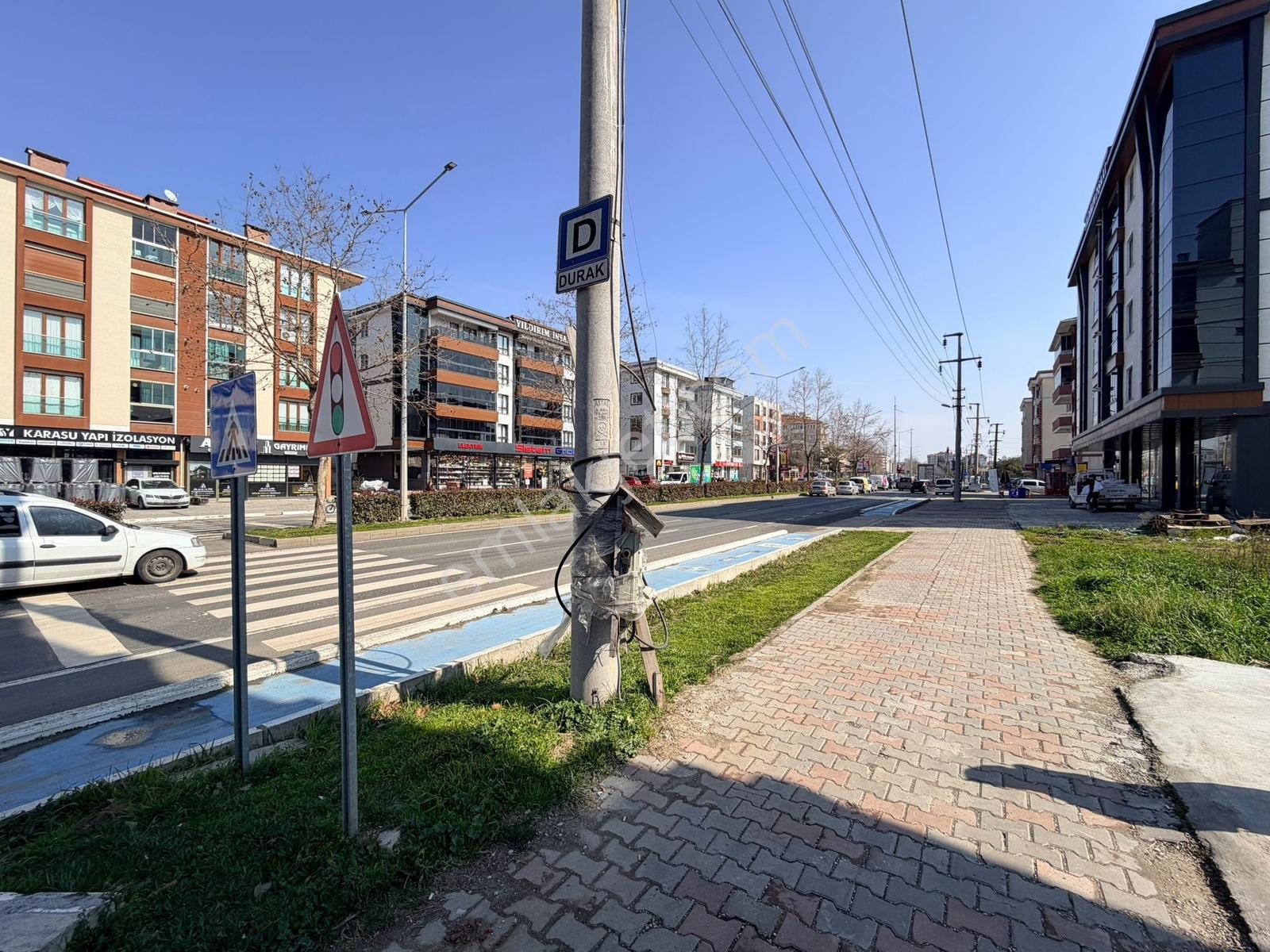 Çorlu Bülent Ecevit Bulvarında Kiralık 130m2 Dükkan - Görsel 6