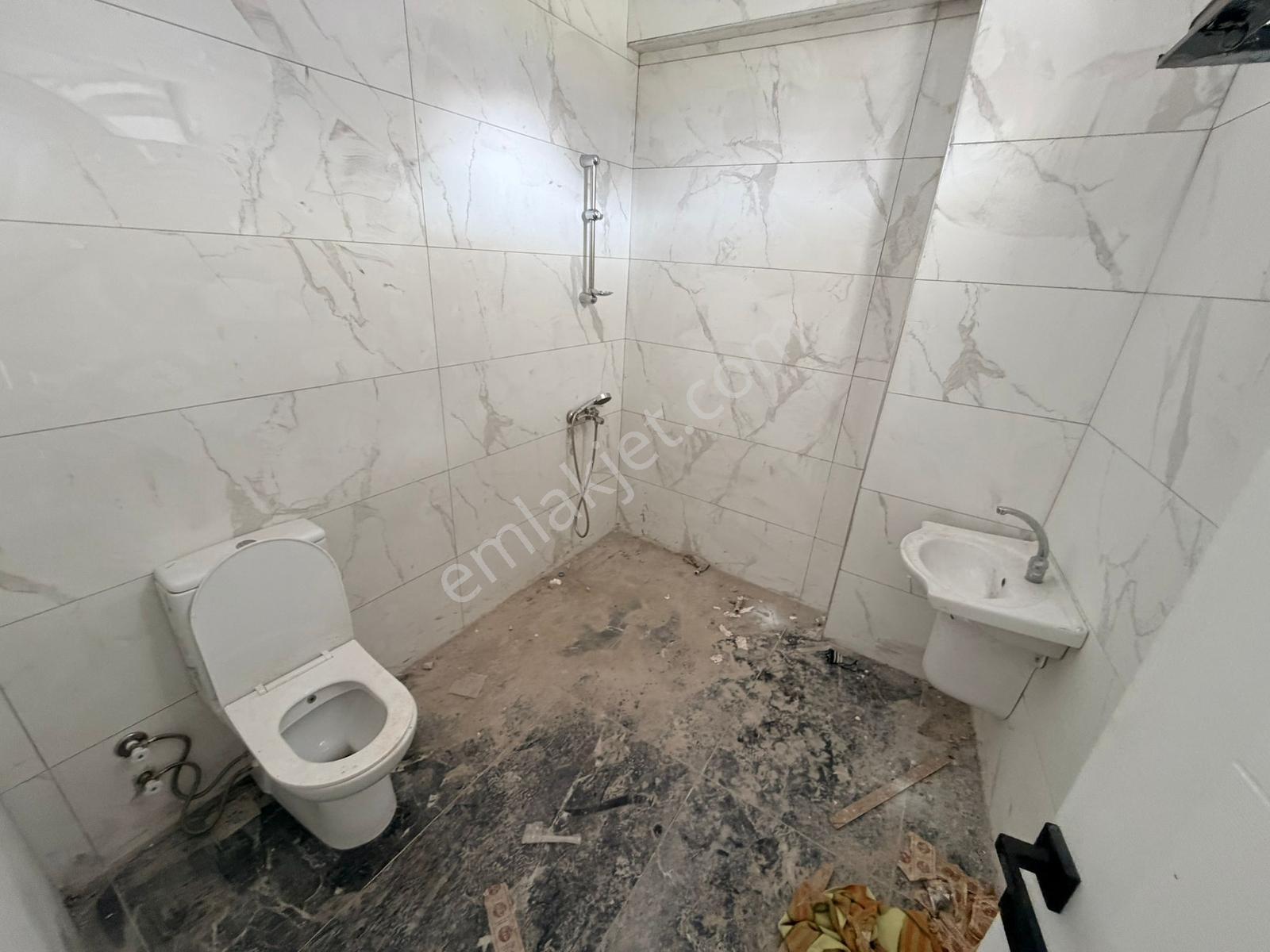 Çorlu Bülent Ecevit Bulvarında Kiralık 130m2 Dükkan - Görsel 7