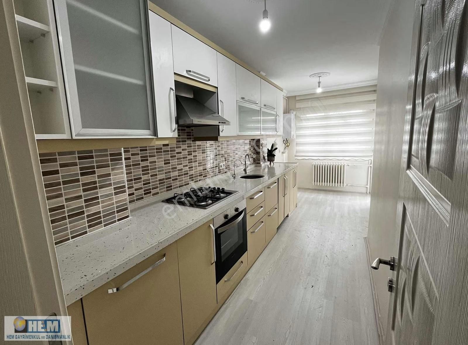 Serhat 200 Evlerde Full Yapılı 3+1 Ara Kat'ta Satılık Daire - Görsel 8