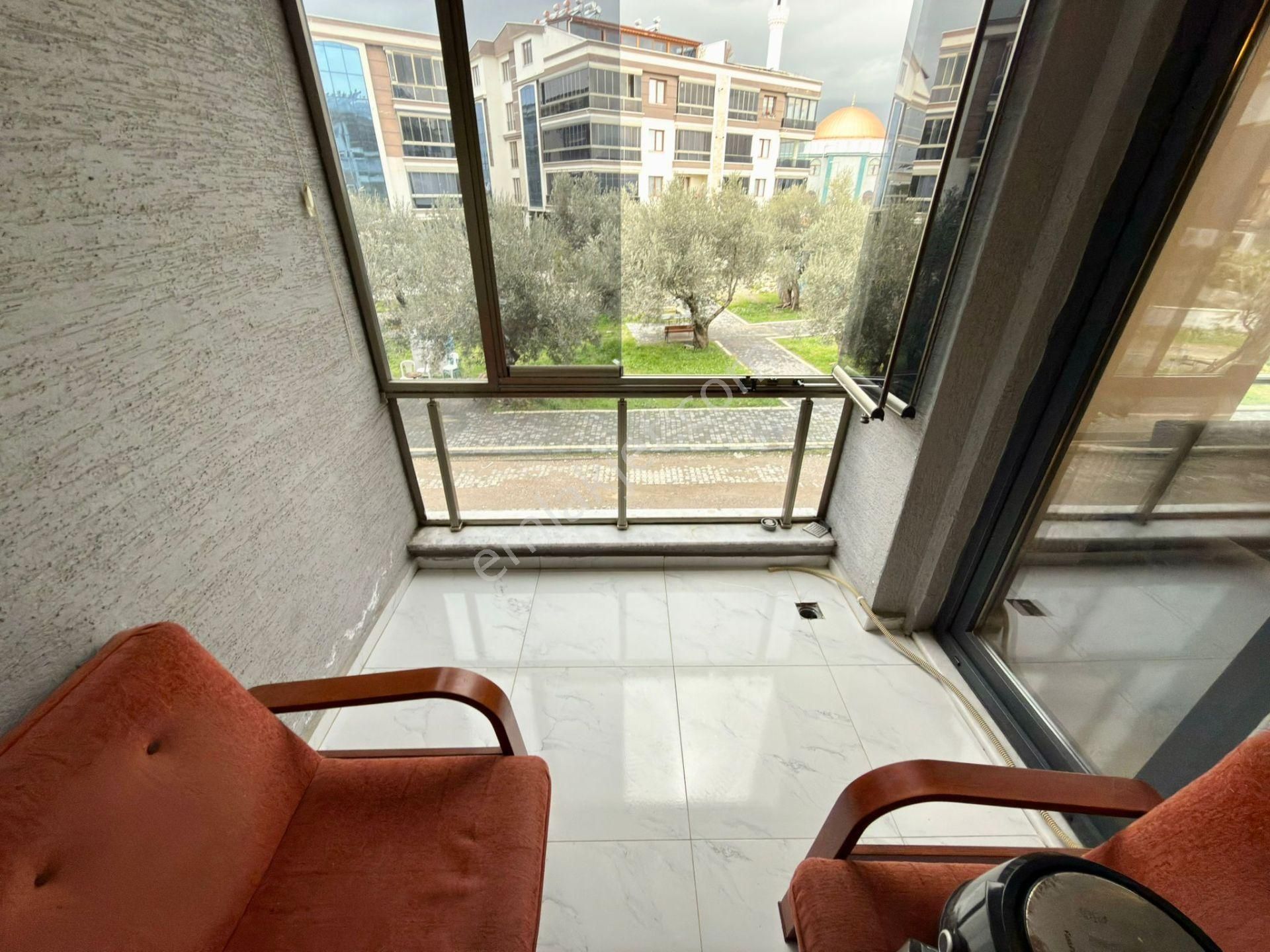 Sadece Yükselde Kazdağları Manzaralı Kapalı Garajlı Köşe 2+1 - Görsel 13