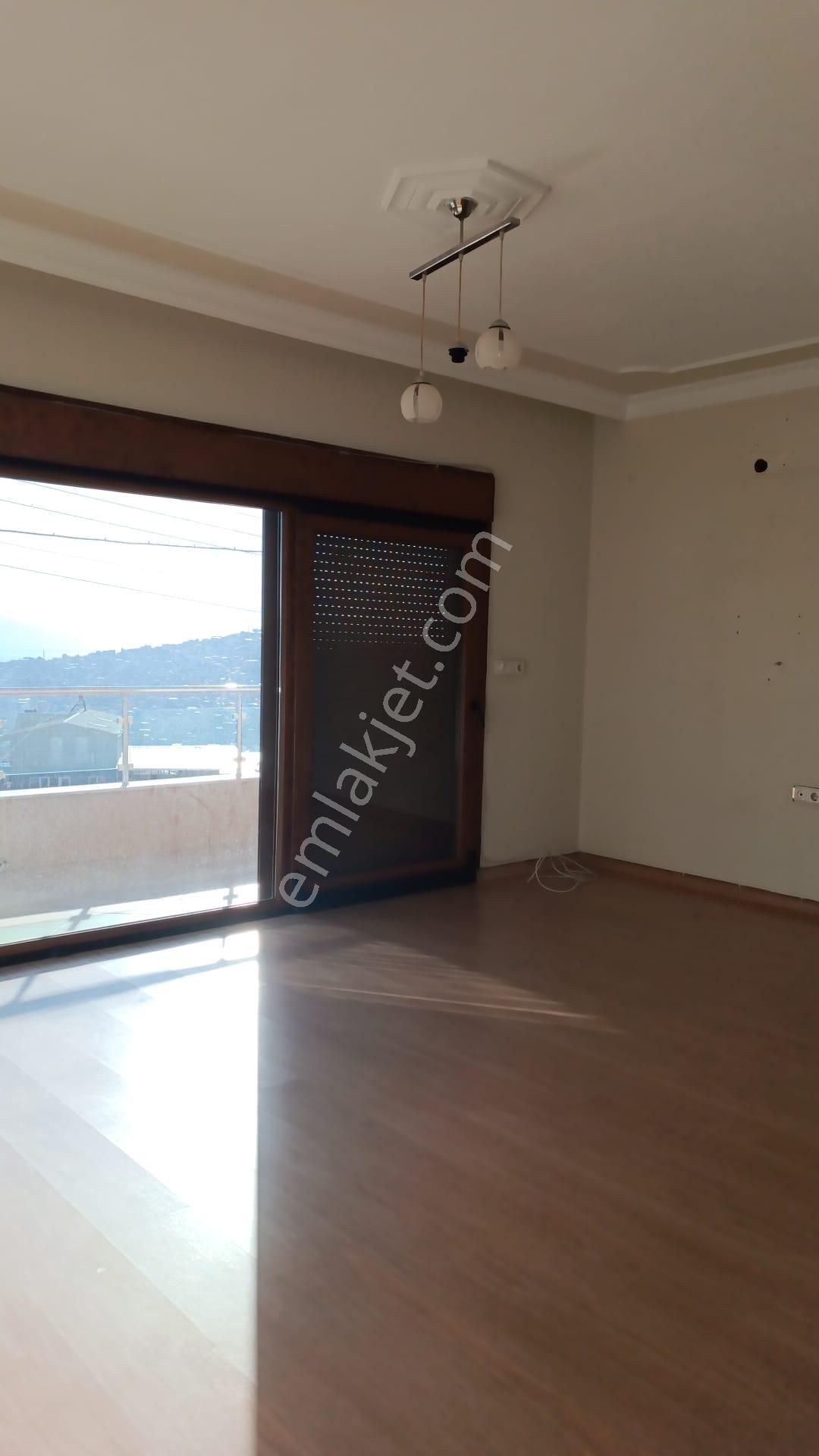 Bornova Atatürk Mah. 2+1 Deniz Manzaralı Kiralık Daire - Görsel 8
