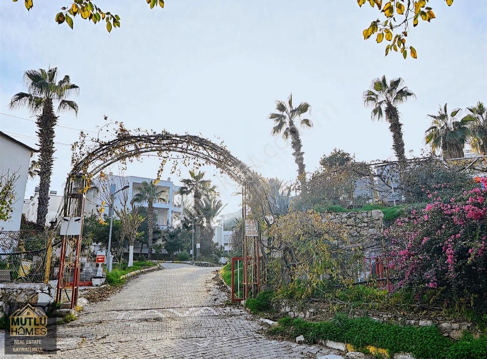 Konaklı Gökkuşağı Sitesi Denizmanzaralı Eşyalı Satılık 2+1 Daire - Görsel 24