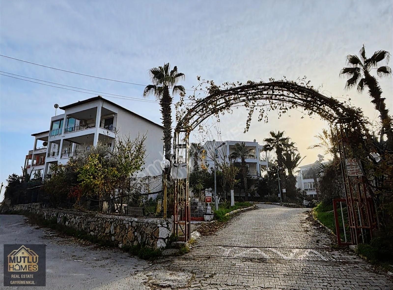 Konaklı Gökkuşağı Sitesi Denizmanzaralı Eşyalı Satılık 2+1 Daire - Görsel 18