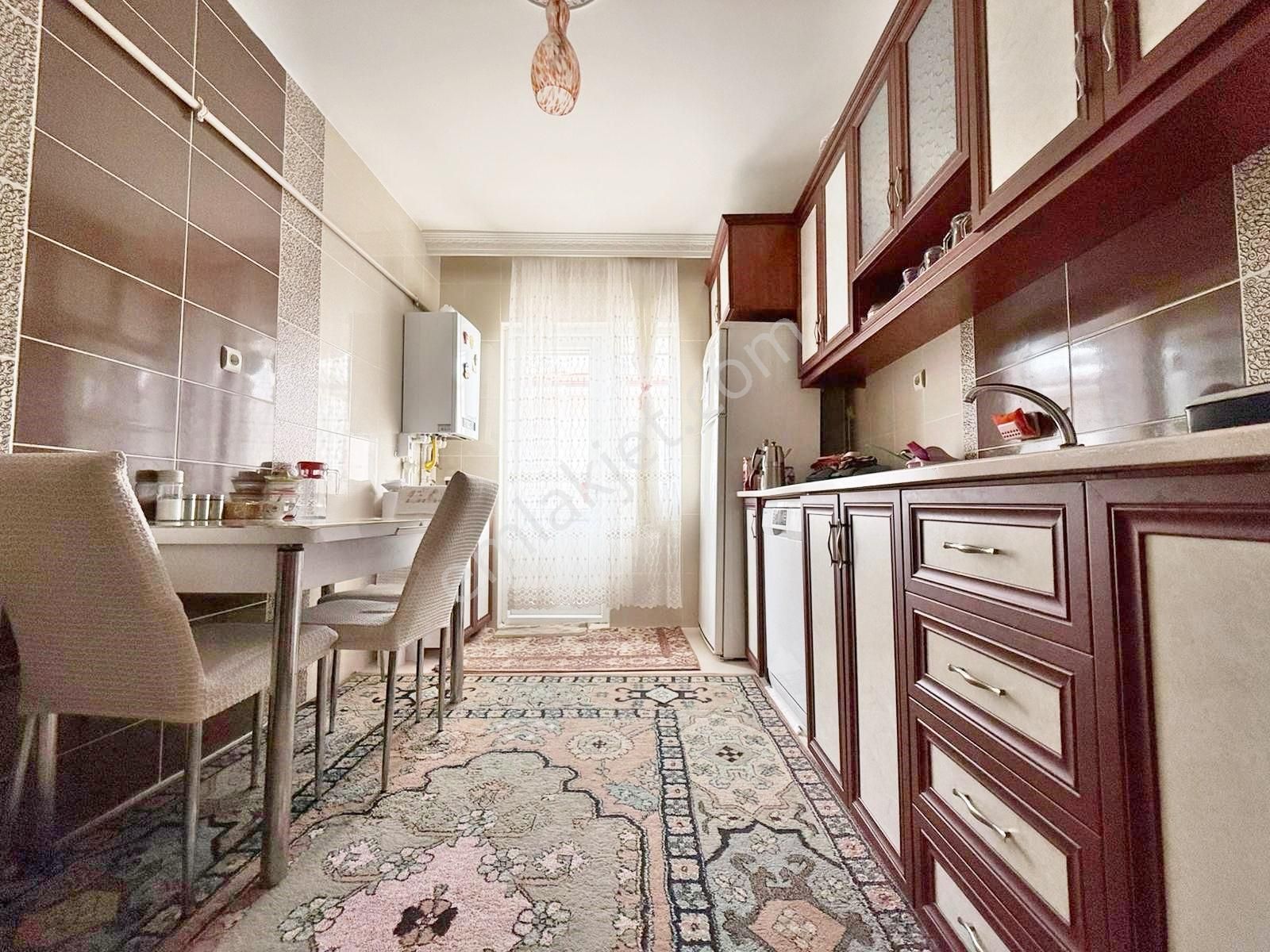 Han Gayrimenkulden Kafkaslarda 3+1 Asansörlü Satılık Daire - Görsel 7