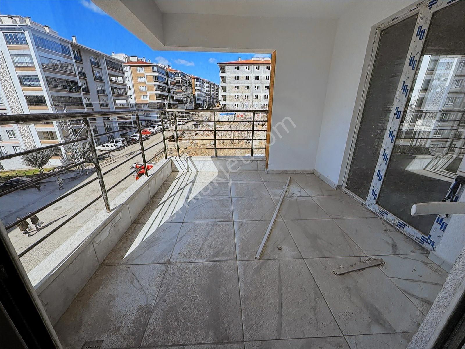 Yılmazer'den 4 Milyon Kredili Orhan Kemal Yakını Arakat İskanlı! - Görsel 10