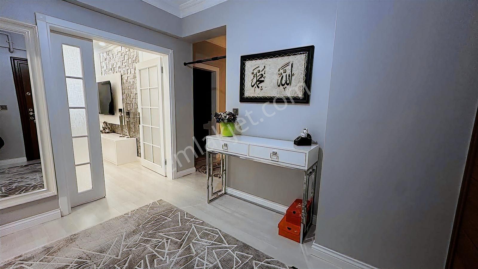 Dikkaldırımda Satılık Özel Tasarım Masrafsız 2+1 Daire - Görsel 3