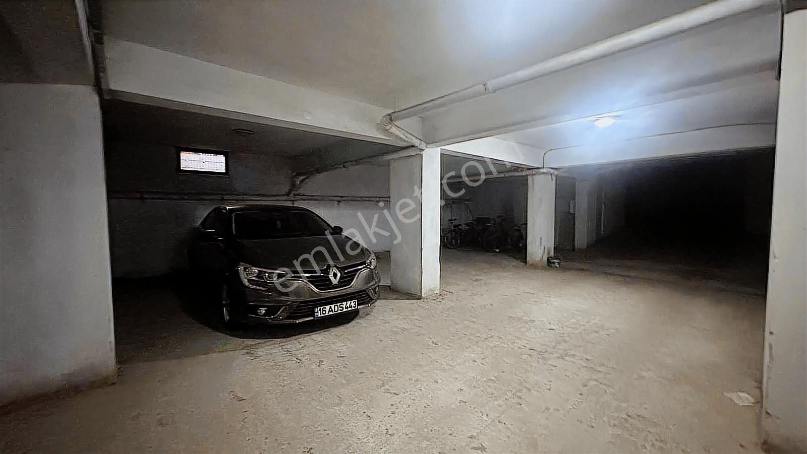 Dikkaldırımda Satılık Özel Tasarım Masrafsız 2+1 Daire - Görsel 12