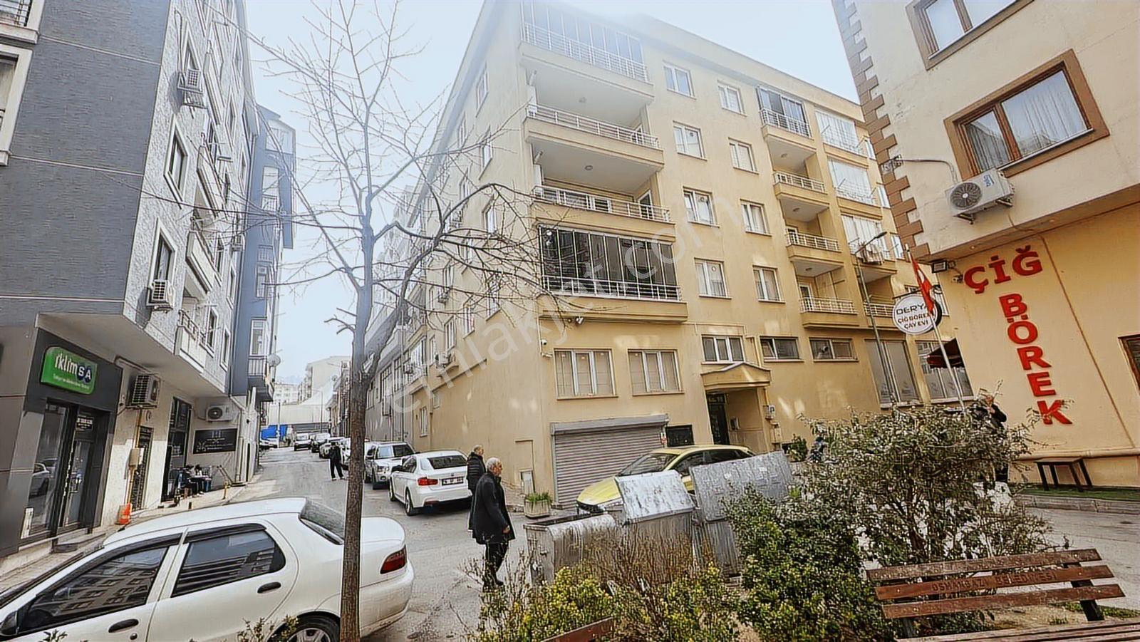Dikkaldırımda Satılık Özel Tasarım Masrafsız 2+1 Daire - Görsel 30