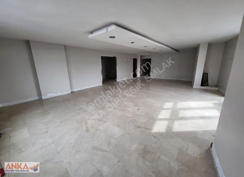 Ümraniye Merkezde, Ana Cadde Cepheli, 160m² Kiralık Dükkan - Görsel 20