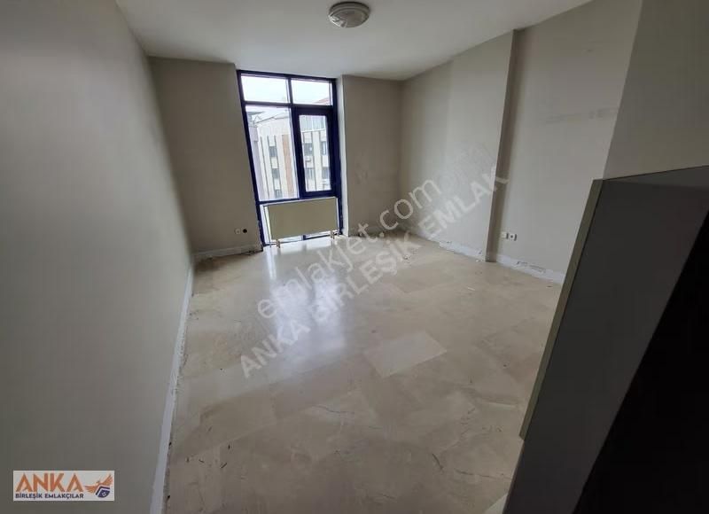 Ümraniye Merkezde, Ana Cadde Cepheli, 160m² Kiralık Dükkan - Görsel 4