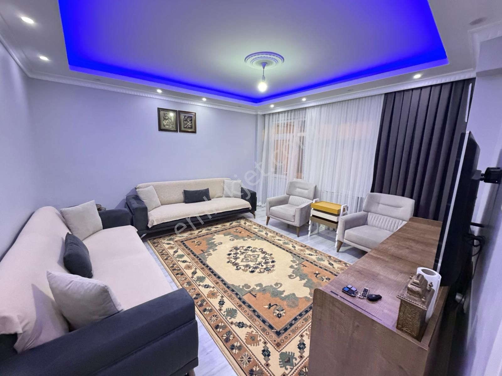 Üç Kardeşler'den Yunus Emre Mh 3+1 Masrafsız 125m² Ara Kat Daire