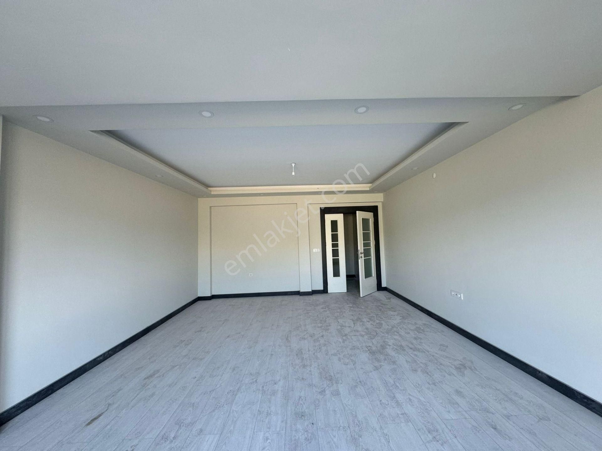 Çerkezköy Tepe'de '' Yusuf Şener Orta Okul Yanı'' Site İçerisinde Kiralık 4+1 - Görsel 20