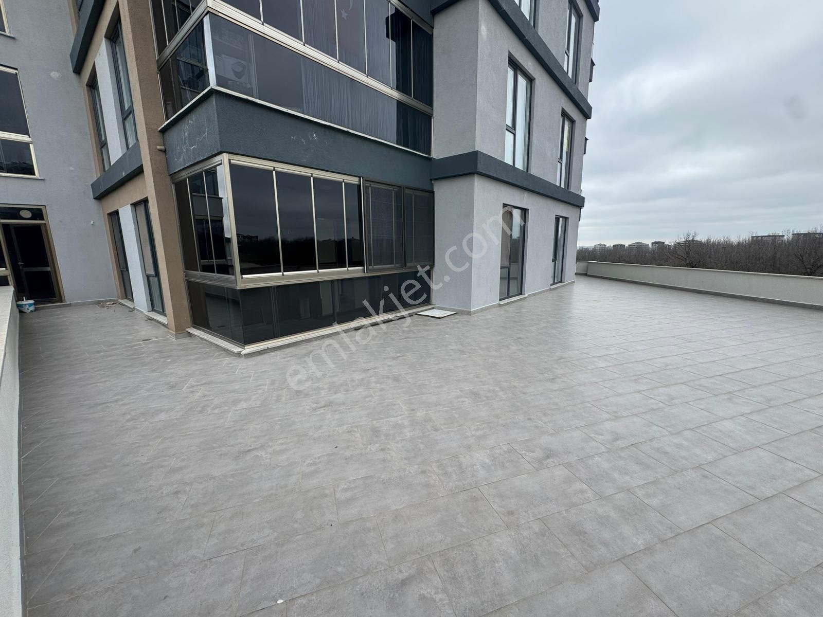 Çerkezköy Tepe'de '' Yusuf Şener Orta Okul Yanı'' Site İçerisinde Kiralık 4+1 - Görsel 24