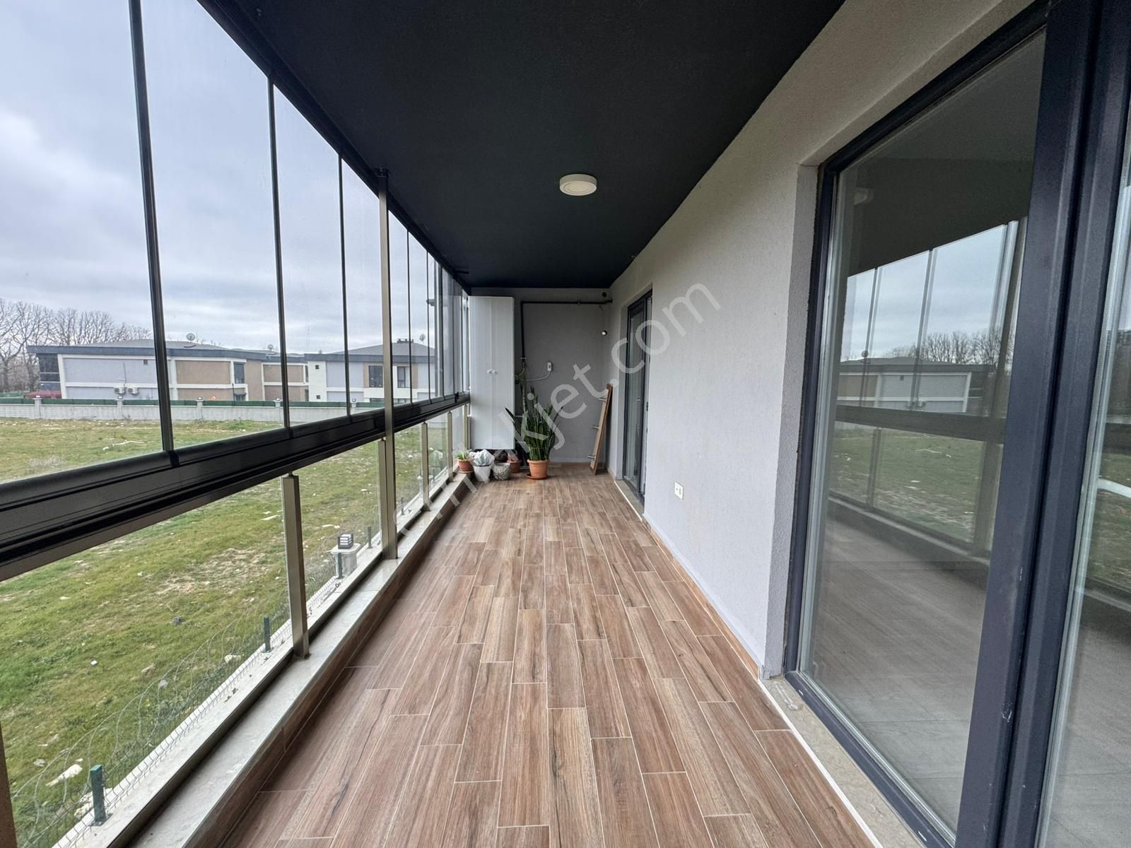 Çerkezköy Tepe'de '' Yusuf Şener Orta Okul Yanı'' Site İçerisinde Kiralık 4+1 - Görsel 28