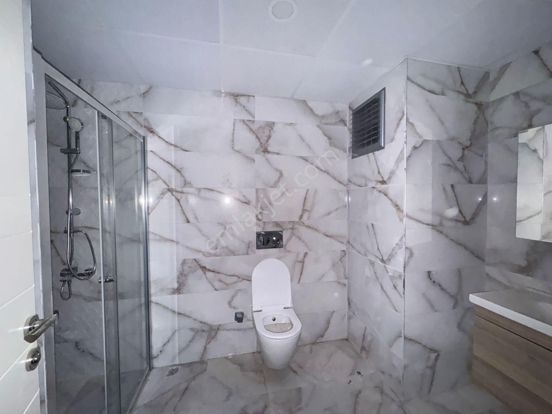 Çerkezköy Tepe'de '' Yusuf Şener Orta Okul Yanı'' Site İçerisinde Kiralık 4+1 - Görsel 12