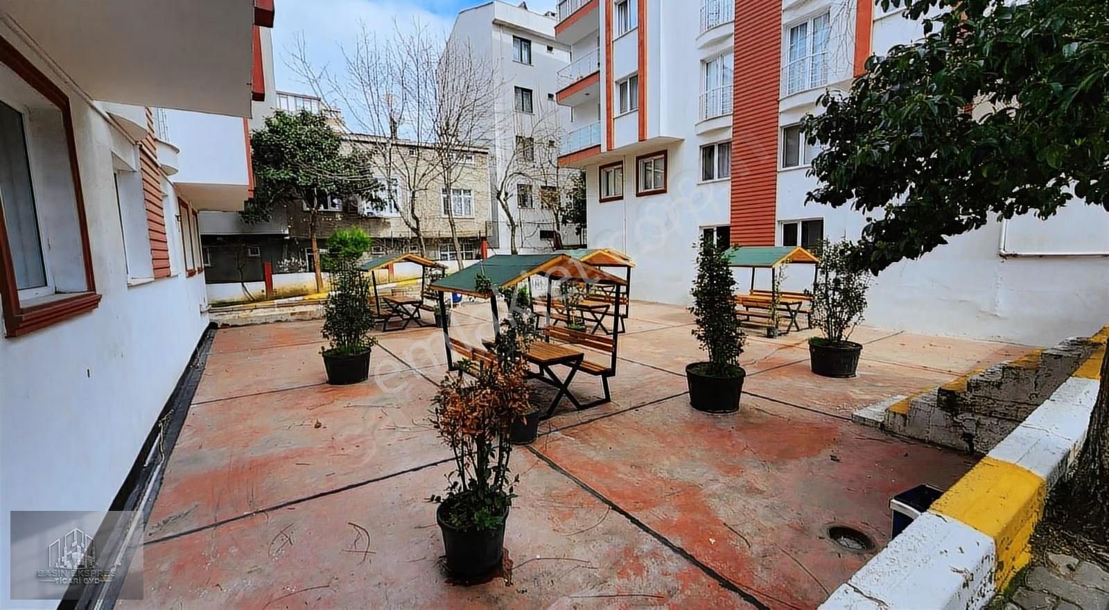 Sulyapıdan Site İçi Kısa Bloklu Katda 3+1 120 M2 Ebeveyn Banyolu