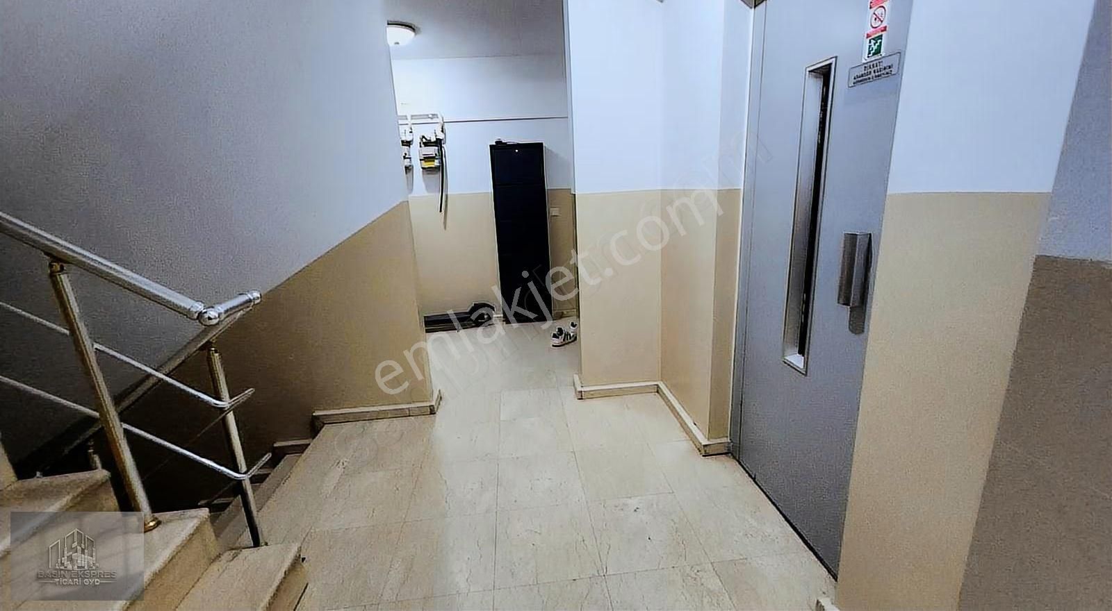 Sulyapıdan Site İçi Kısa Bloklu Katda 3+1 120 M2 Ebeveyn Banyolu - Görsel 16