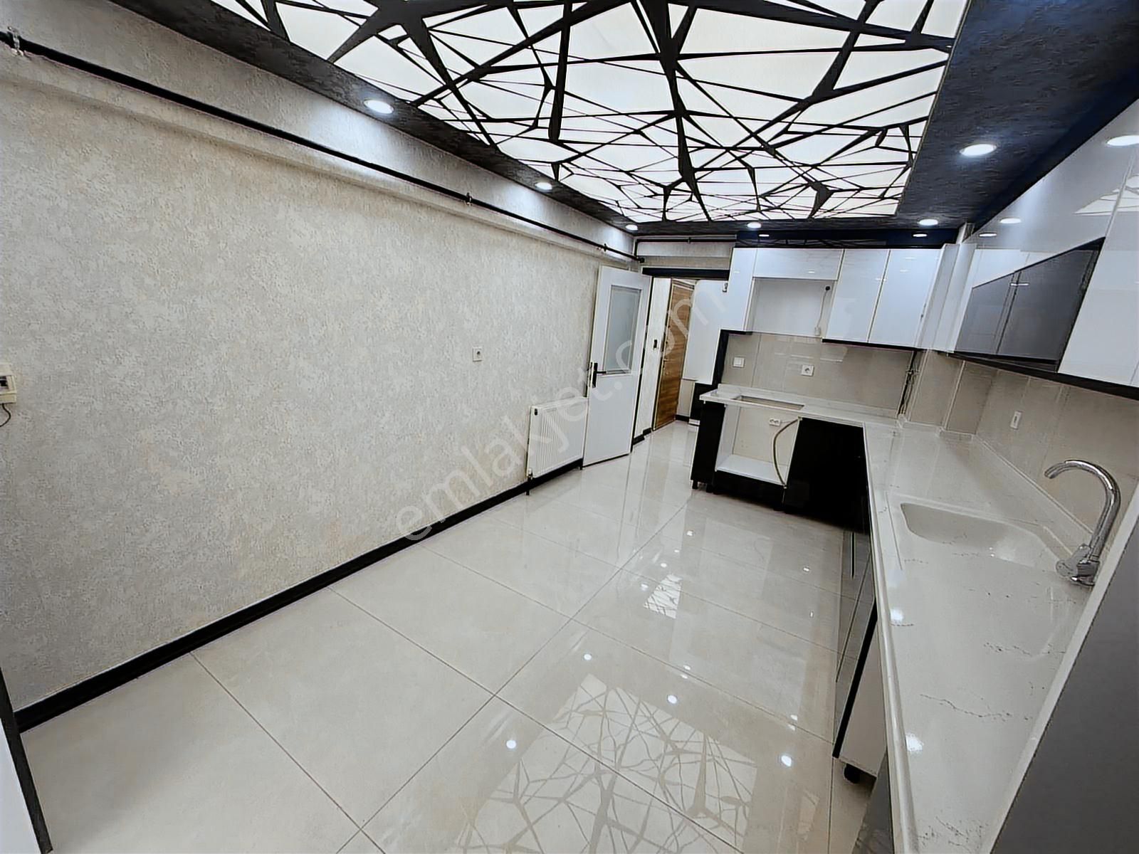 Eğitim Araştırma Hastanesi Paraleli Geniş Metrajlı Asansörlü 3+1 - Görsel 6