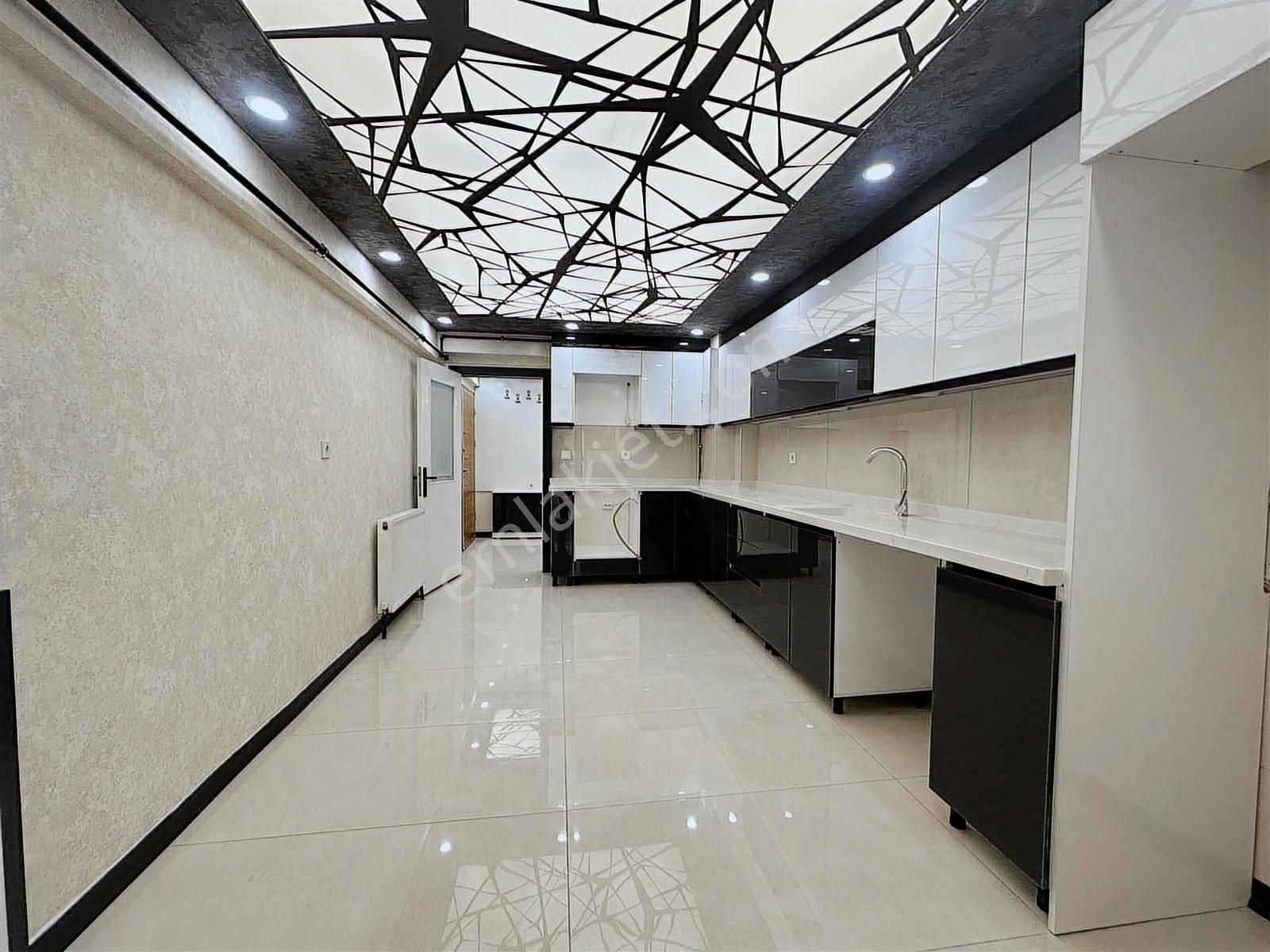 Eğitim Araştırma Hastanesi Paraleli Geniş Metrajlı Asansörlü 3+1 - Görsel 3