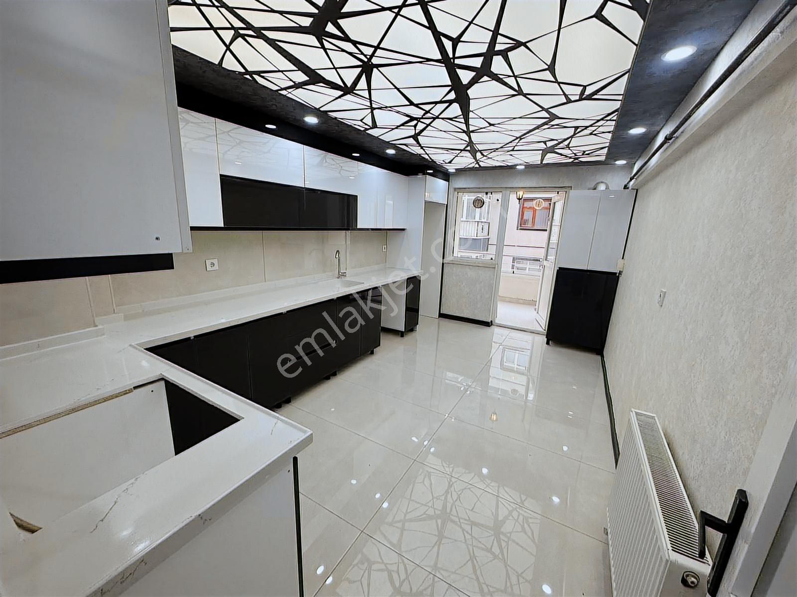 Eğitim Araştırma Hastanesi Paraleli Geniş Metrajlı Asansörlü 3+1 - Görsel 4