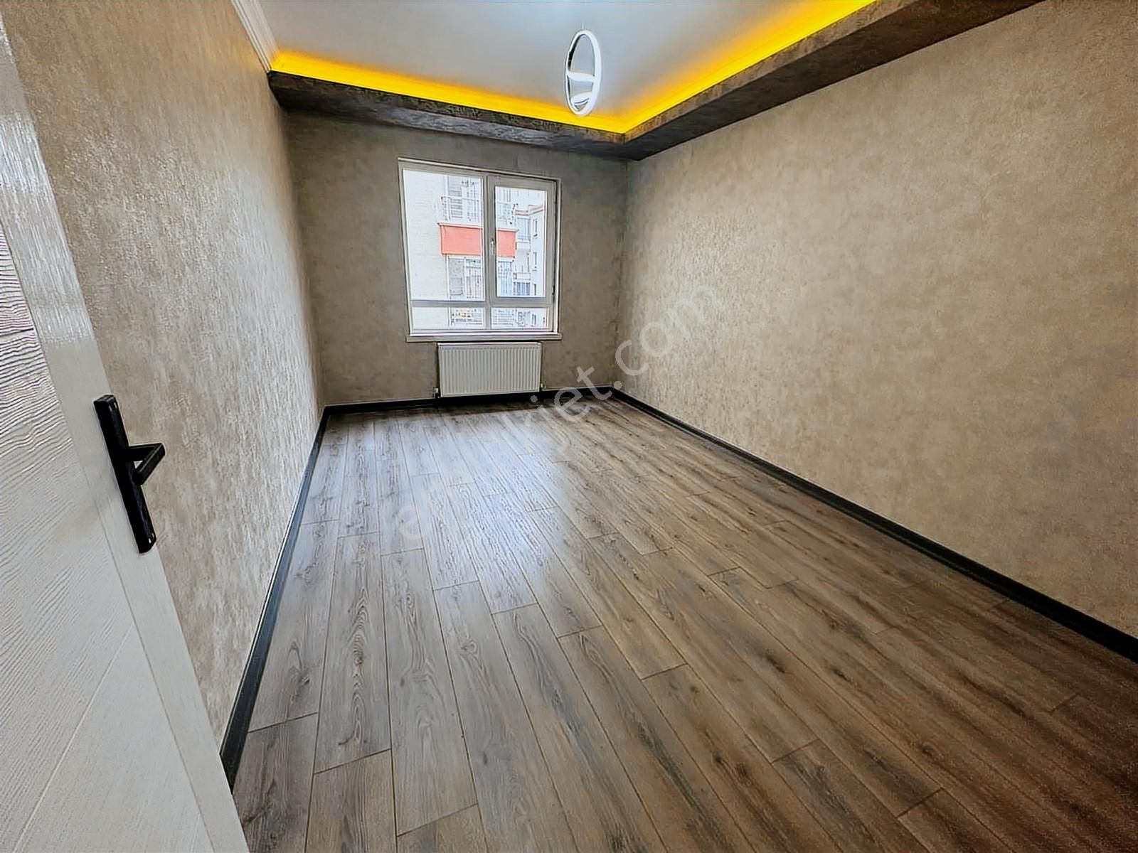 Eğitim Araştırma Hastanesi Paraleli Geniş Metrajlı Asansörlü 3+1 - Görsel 8