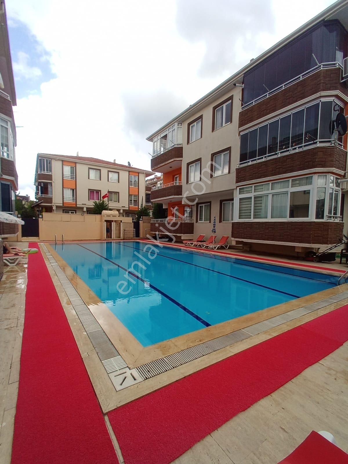 Havuzlu Kombili Eşyalı Yüksek Giriş Devamlı Kiralık 2+1 Darie - Görsel 2