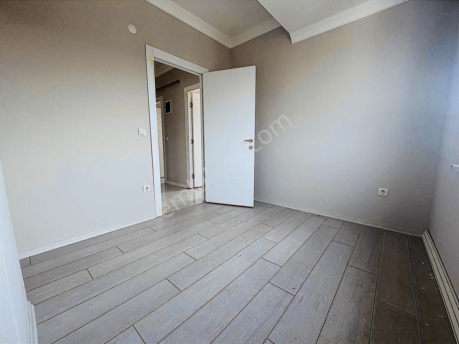 İnkılap Mah.hastane Ve Plazalara Yakın 2+1 Kiralık Daire - Görsel 3