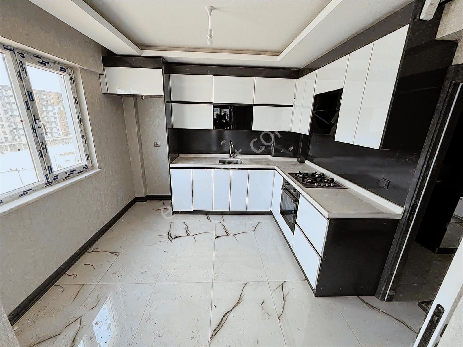 Saraycık Mah Uluç Ali Paşa Bulvarında 2+1 Bağımsız Mutfak - Görsel 13