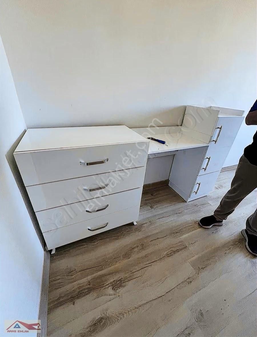 Tokide Site İçinde Katta Kısmi Mobilyalı Uygun 2+1 Tapulu - Görsel 3