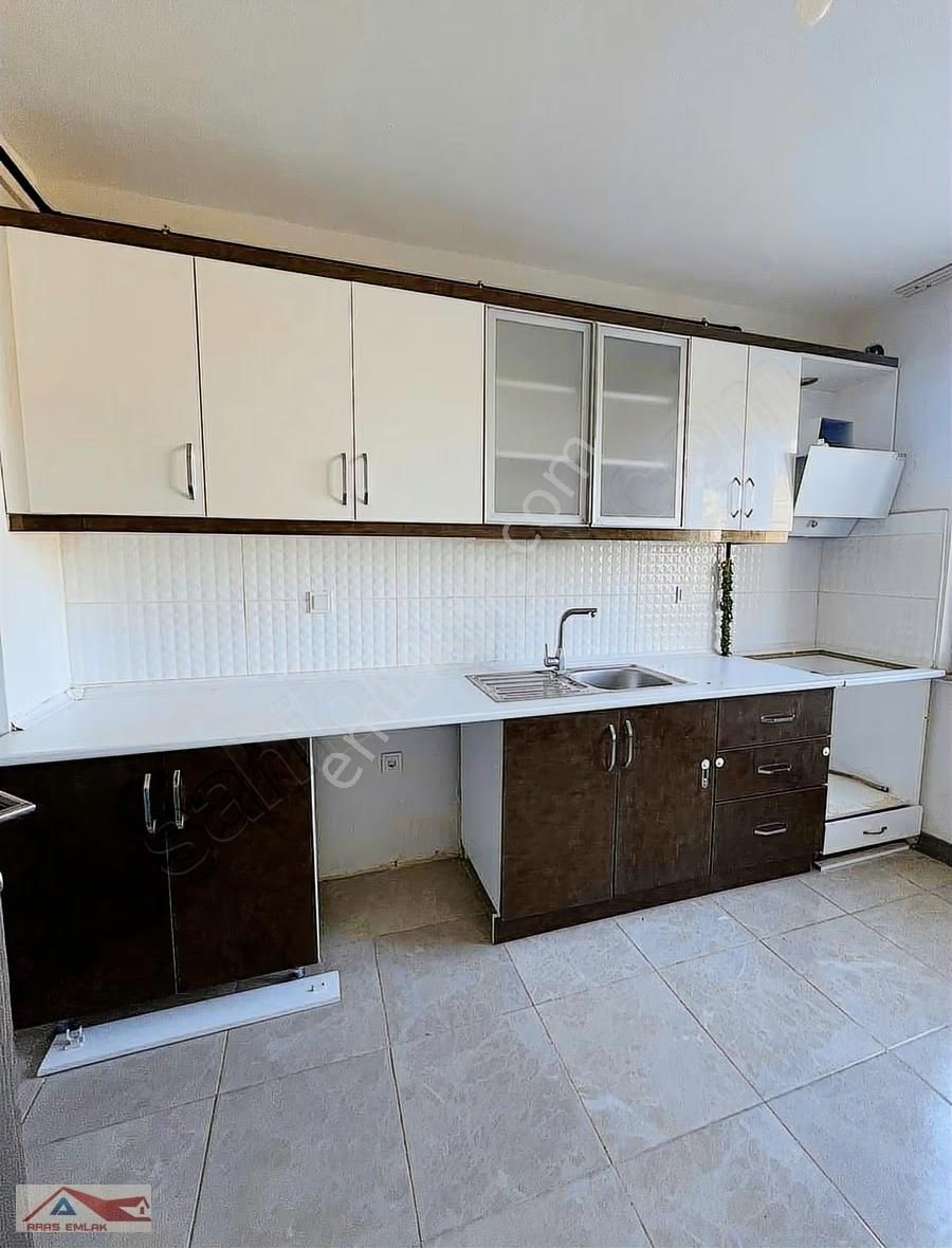 Tokide Site İçinde Katta Kısmi Mobilyalı Uygun 2+1 Tapulu - Görsel 4