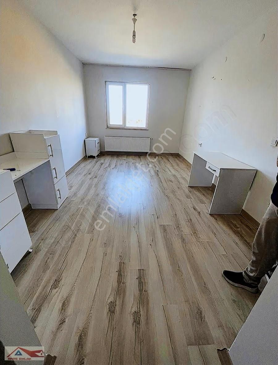 Tokide Site İçinde Katta Kısmi Mobilyalı Uygun 2+1 Tapulu - Görsel 8