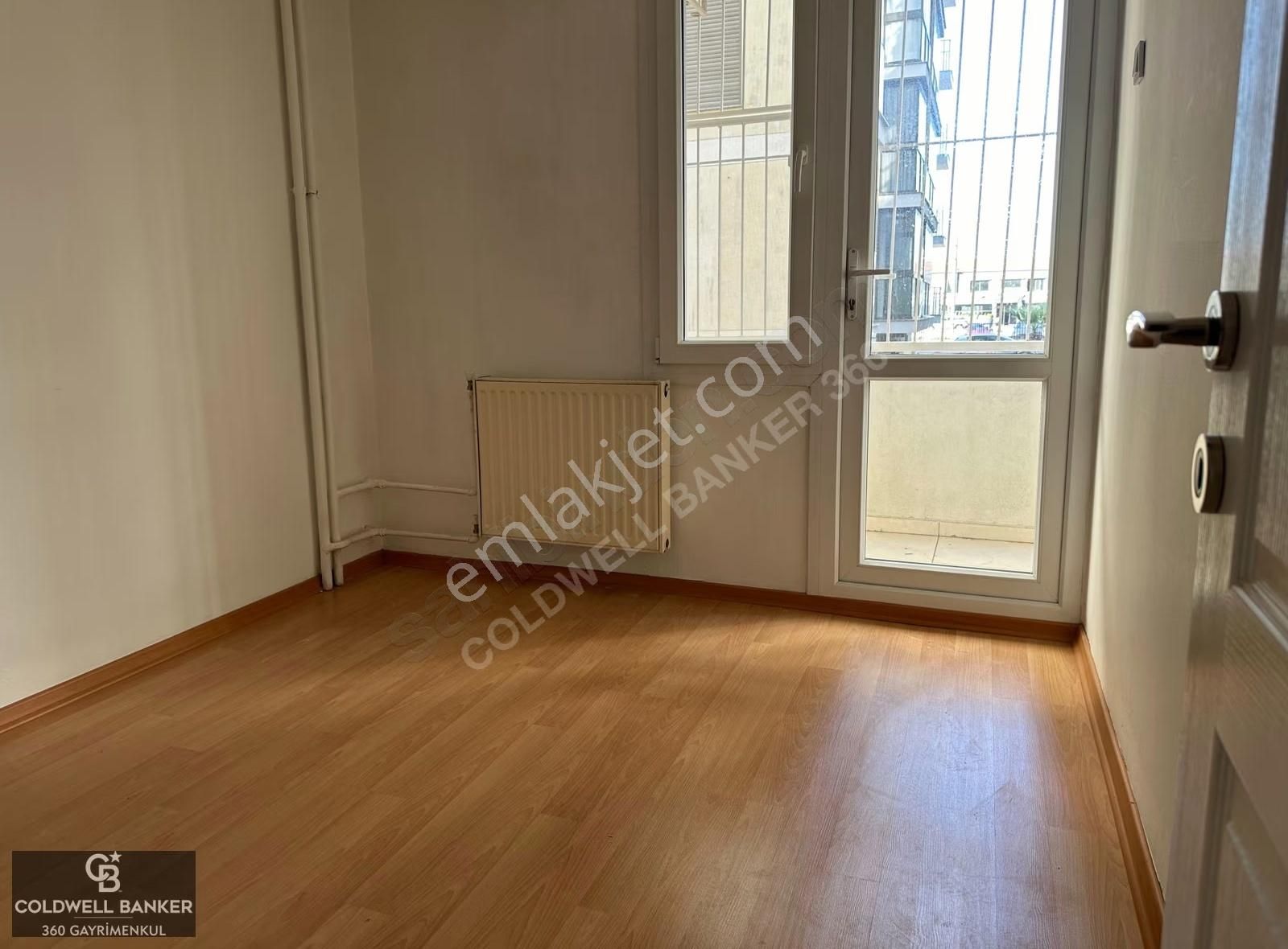 Karşıyaka Bostanlı'da Kiralık 3+1 Bakımlı Daire - Görsel 10