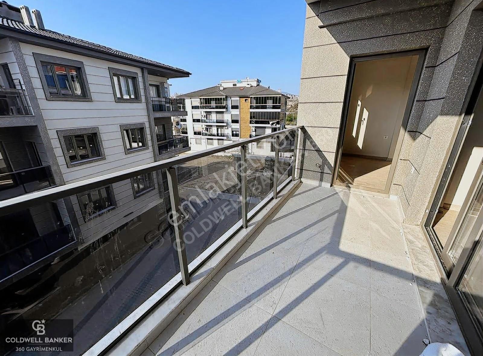 Şirince Yolunda Satılık 2+1 Sıfır Yerden Isıtmalı Daire - Görsel 32