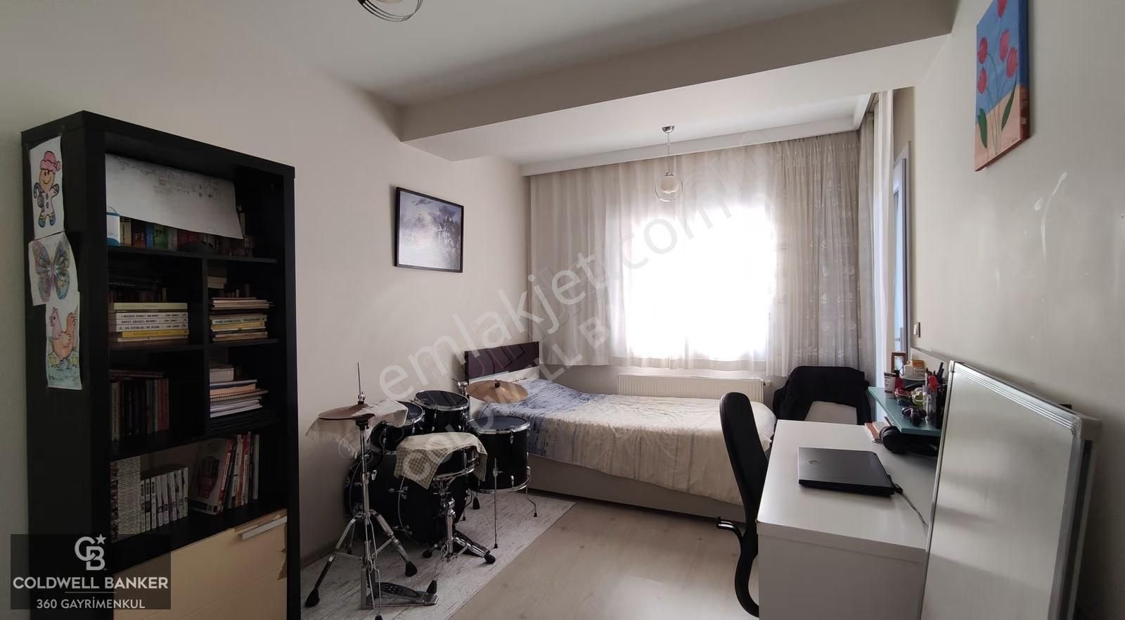 Karabağlar Yunus Emre Mah. Site İçinde Ara Kat 3+1 Satılık Daire - Görsel 9