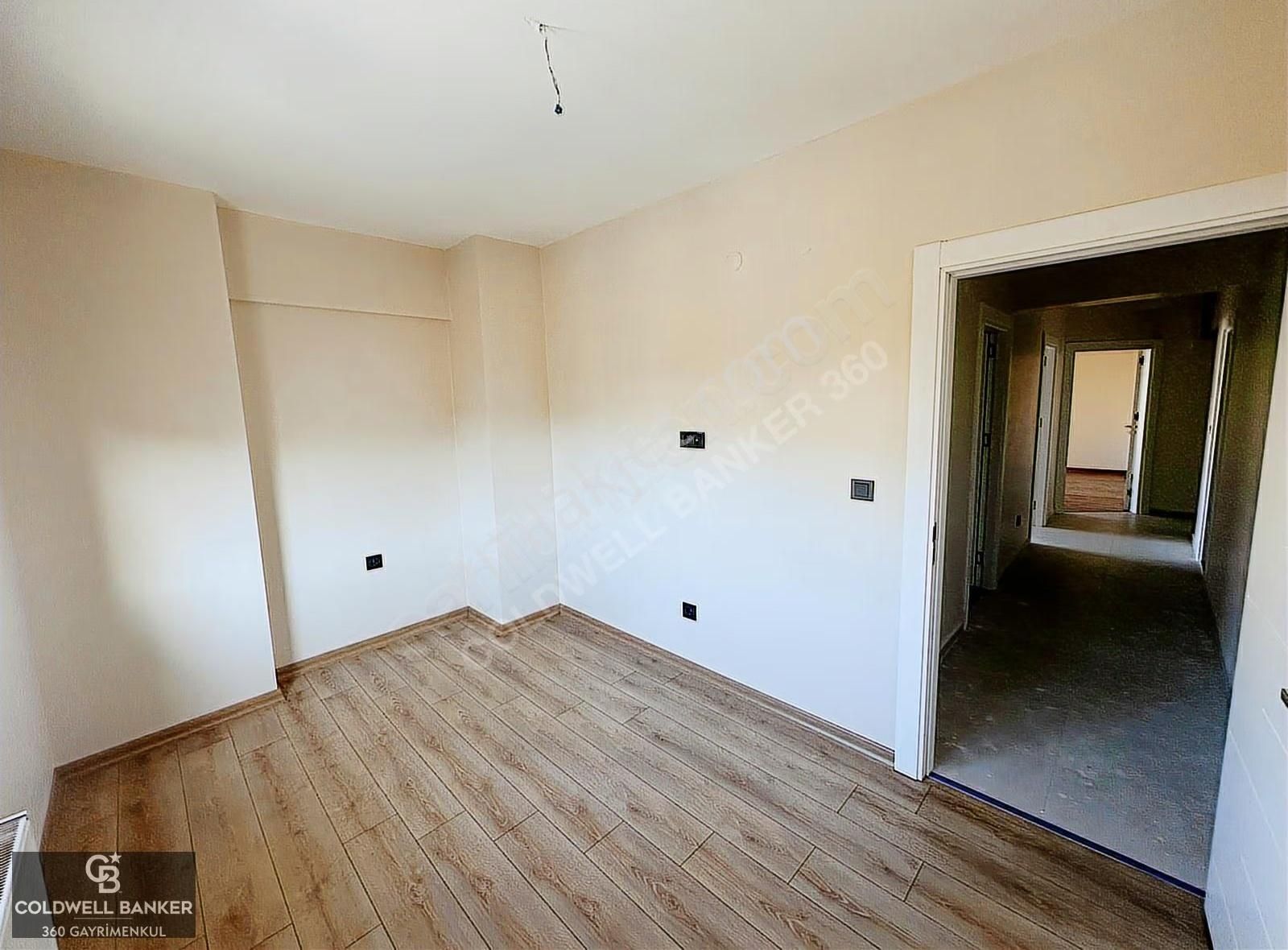 Geniş Peysajlı Kapalı Otoparklı Merkezi Konumda Satılık 3+1 - Görsel 14