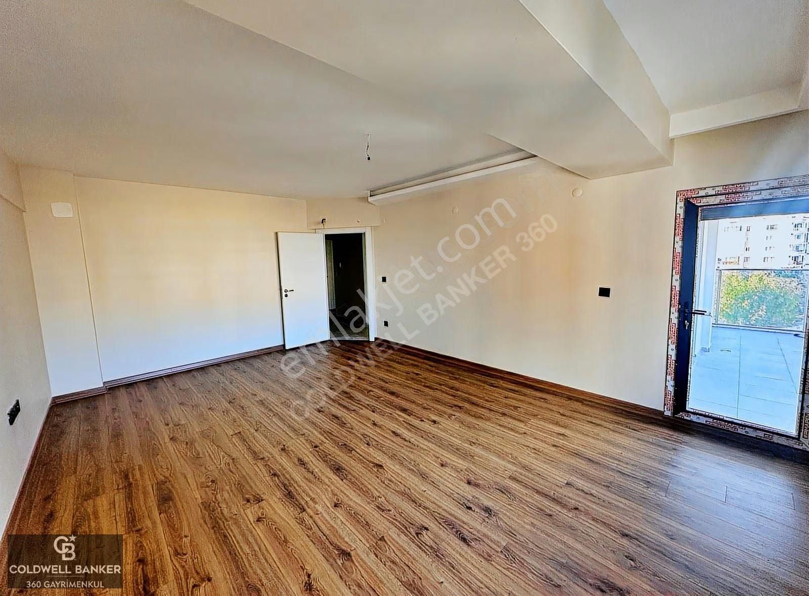 Geniş Peysajlı Kapalı Otoparklı Merkezi Konumda Satılık 3+1 - Görsel 16