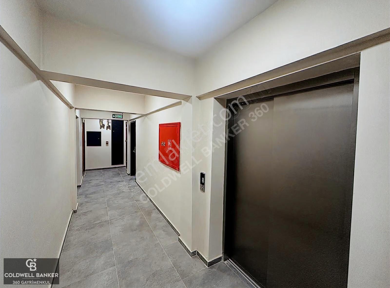 Geniş Peysajlı Kapalı Otoparklı Merkezi Konumda Satılık 3+1 - Görsel 11