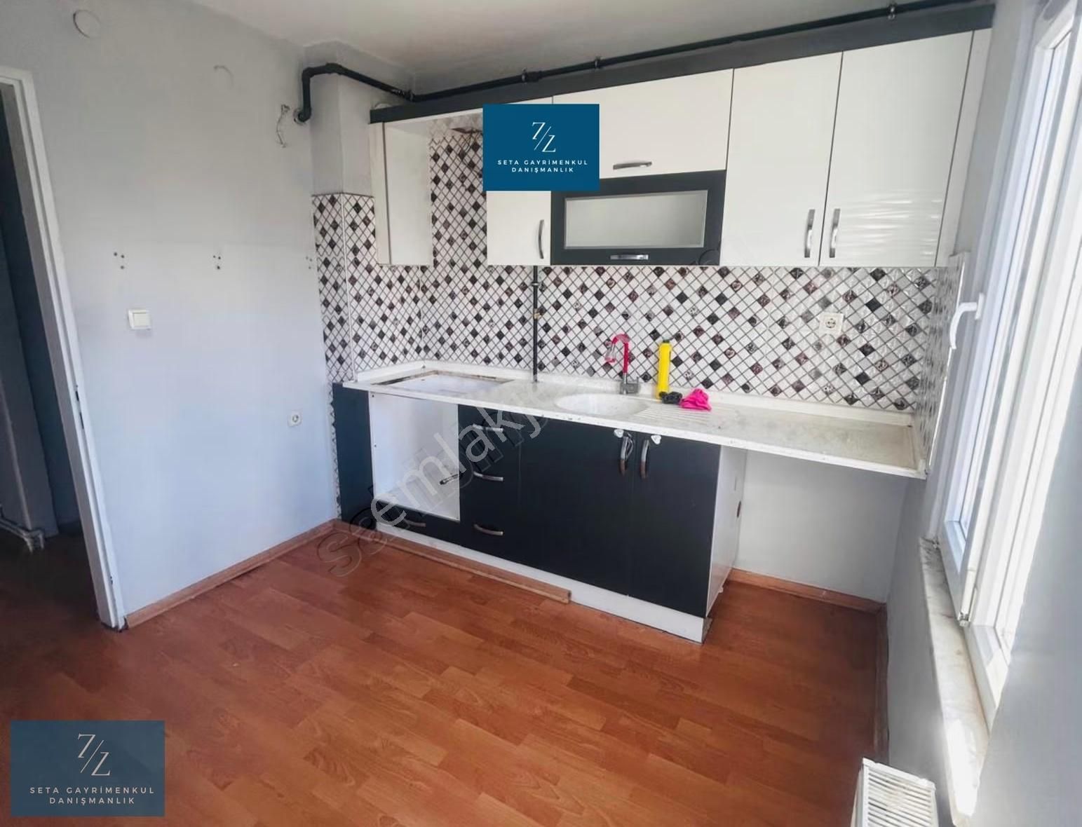 Seta Gayrimenkul| Girne Mahallesinde Kiralık 3+1 Daire - Görsel 17