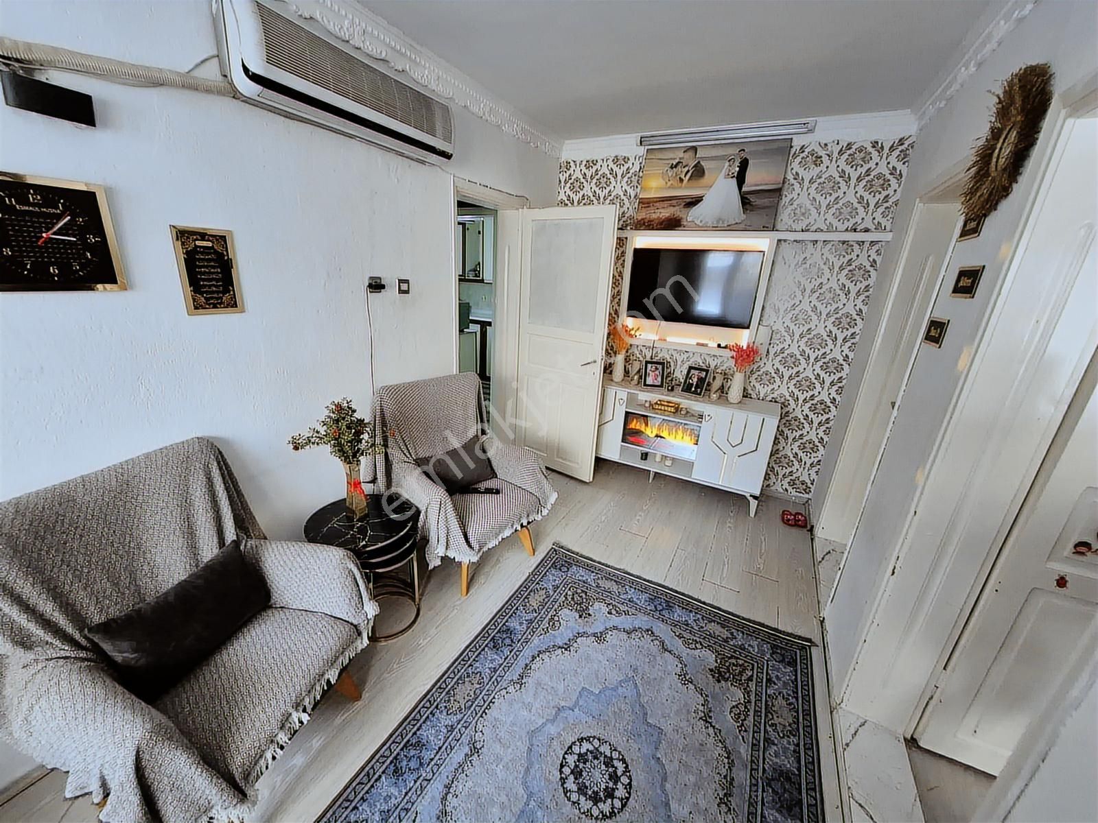 Konak Gürçeşme,iğdelidurak.üst Sokağında//teraslı,89m2/2katlı Ev - Görsel 7