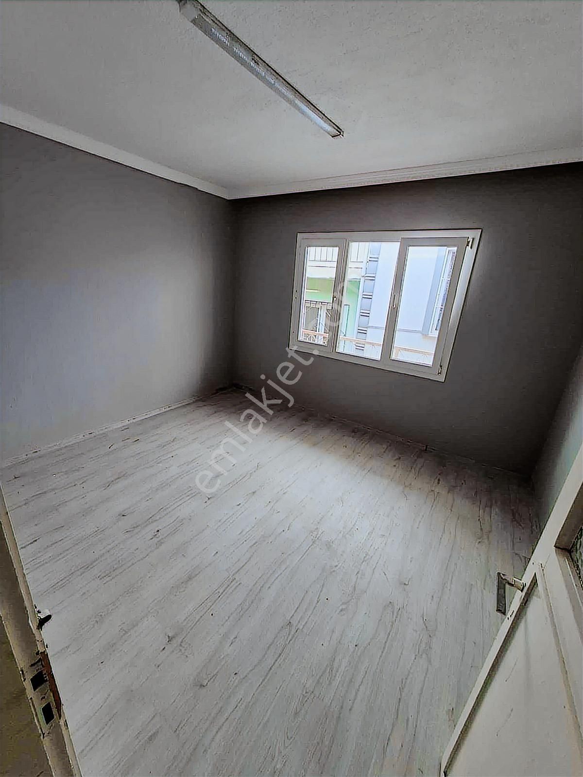 Konak Gürçeşme,iğdelidurak.üst Sokağında//teraslı,89m2/2katlı Ev - Görsel 9