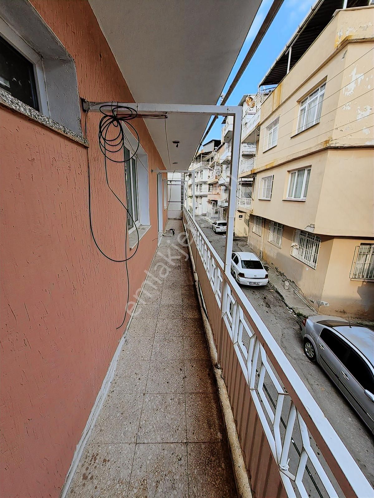 Konak Gürçeşme,iğdelidurak.üst Sokağında//teraslı,89m2/2katlı Ev - Görsel 13