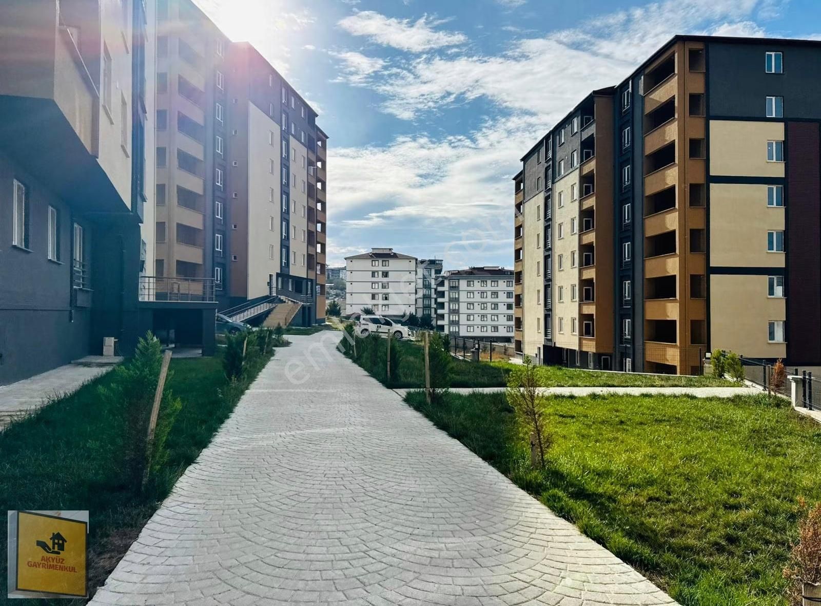 Akyüz Gayrimenkul Den Istasyonda Iskanlı Satılık Sıfır 3+1 Gırış - Görsel 14