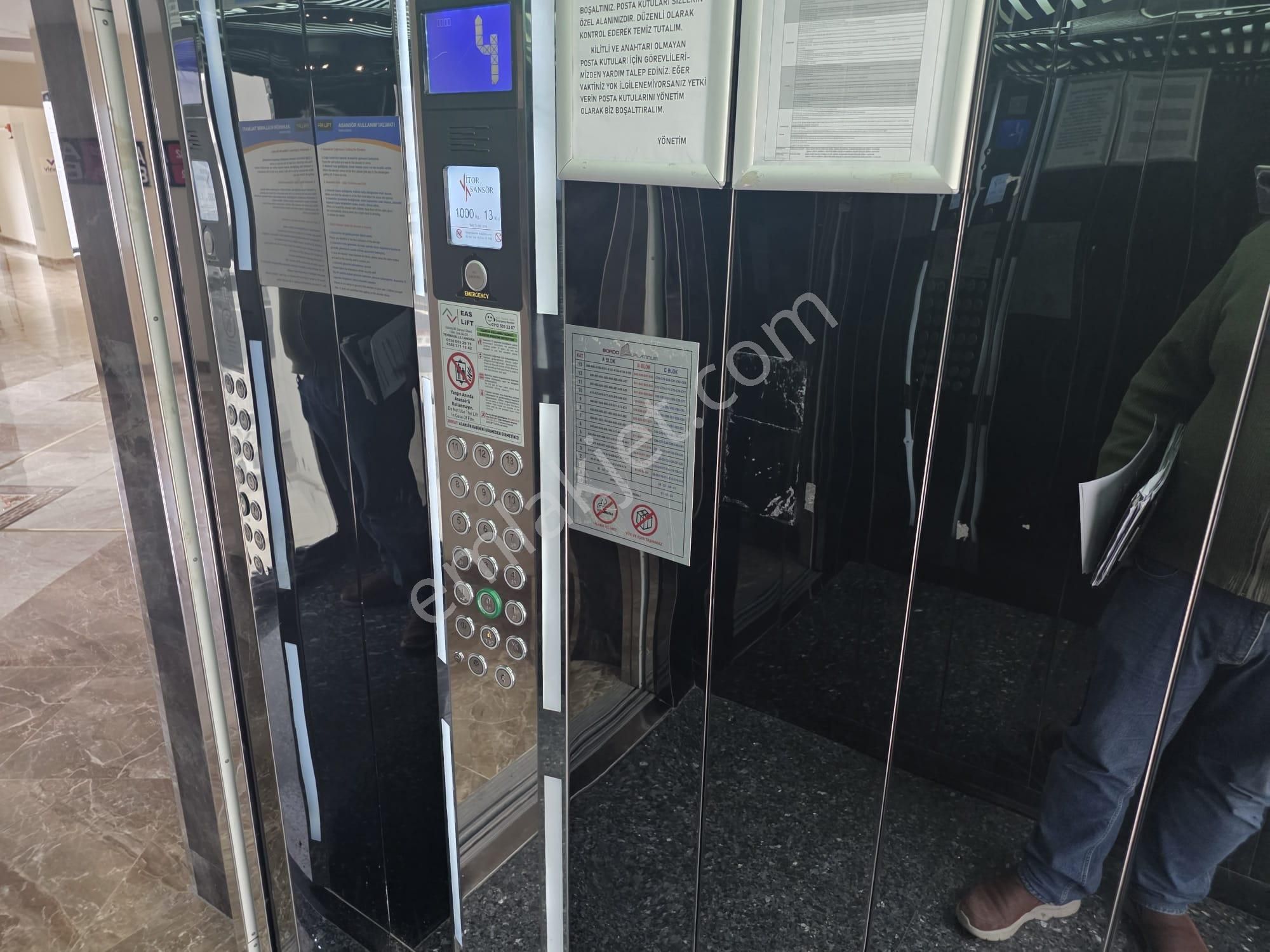 Bordo Platınumda 4. Katta Arakat Bulvar Yakını1+1 Satılık Daire - Görsel 8