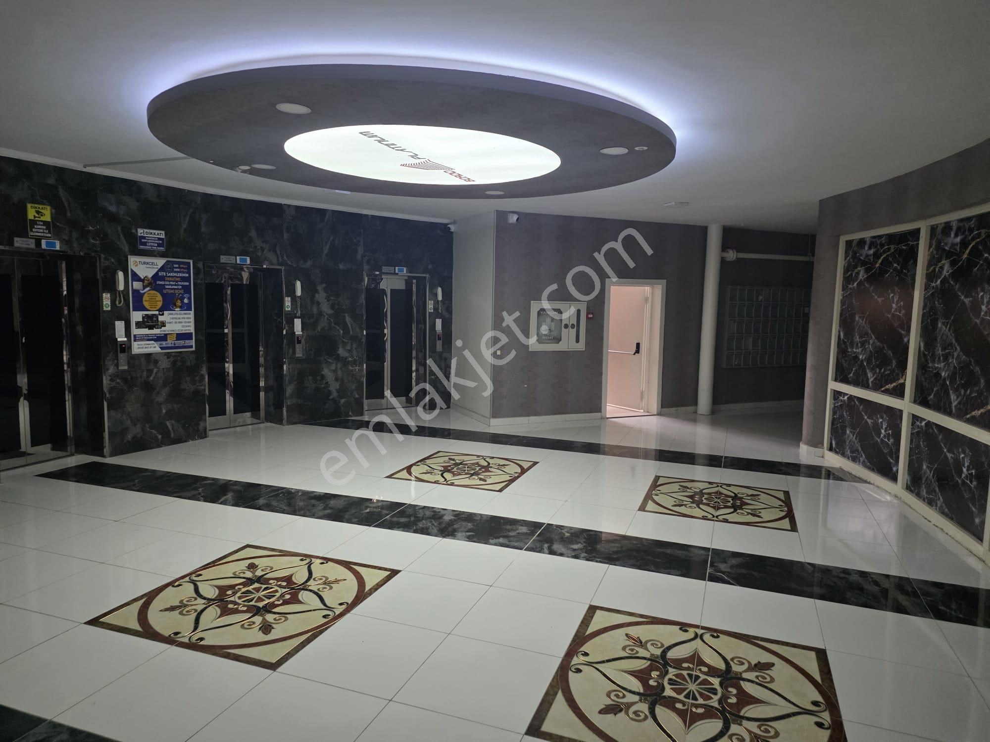 Bordo Platınumda 4. Katta Arakat Bulvar Yakını1+1 Satılık Daire - Görsel 7