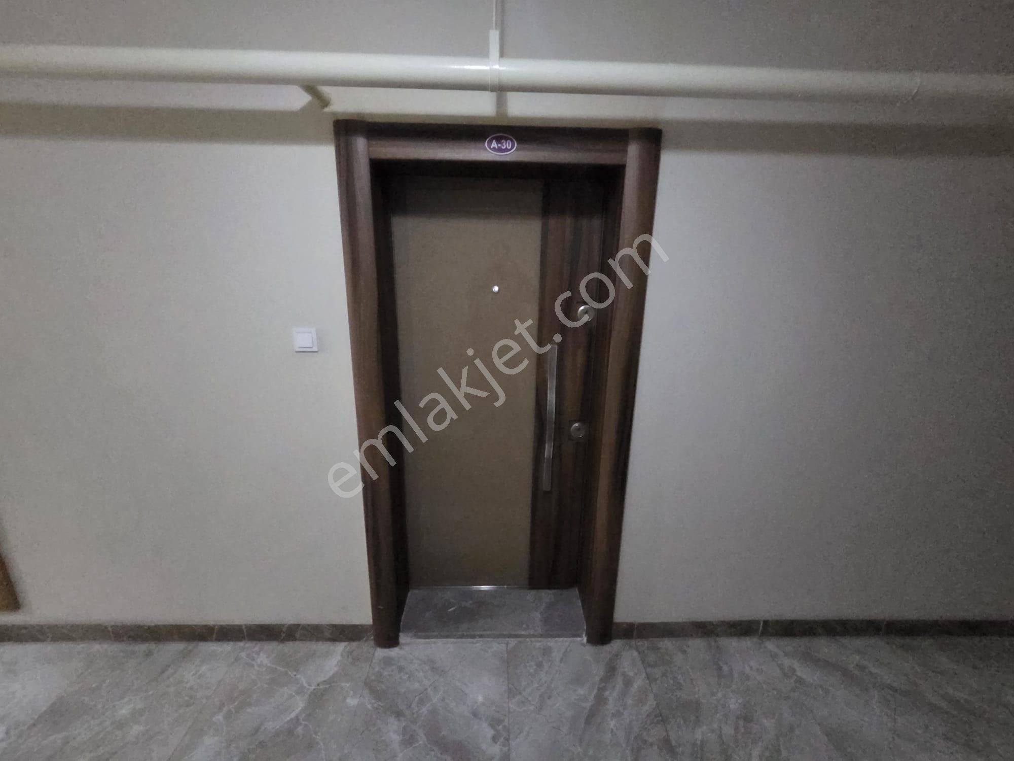 Bordo Platınumda 4. Katta Arakat Bulvar Yakını1+1 Satılık Daire - Görsel 11