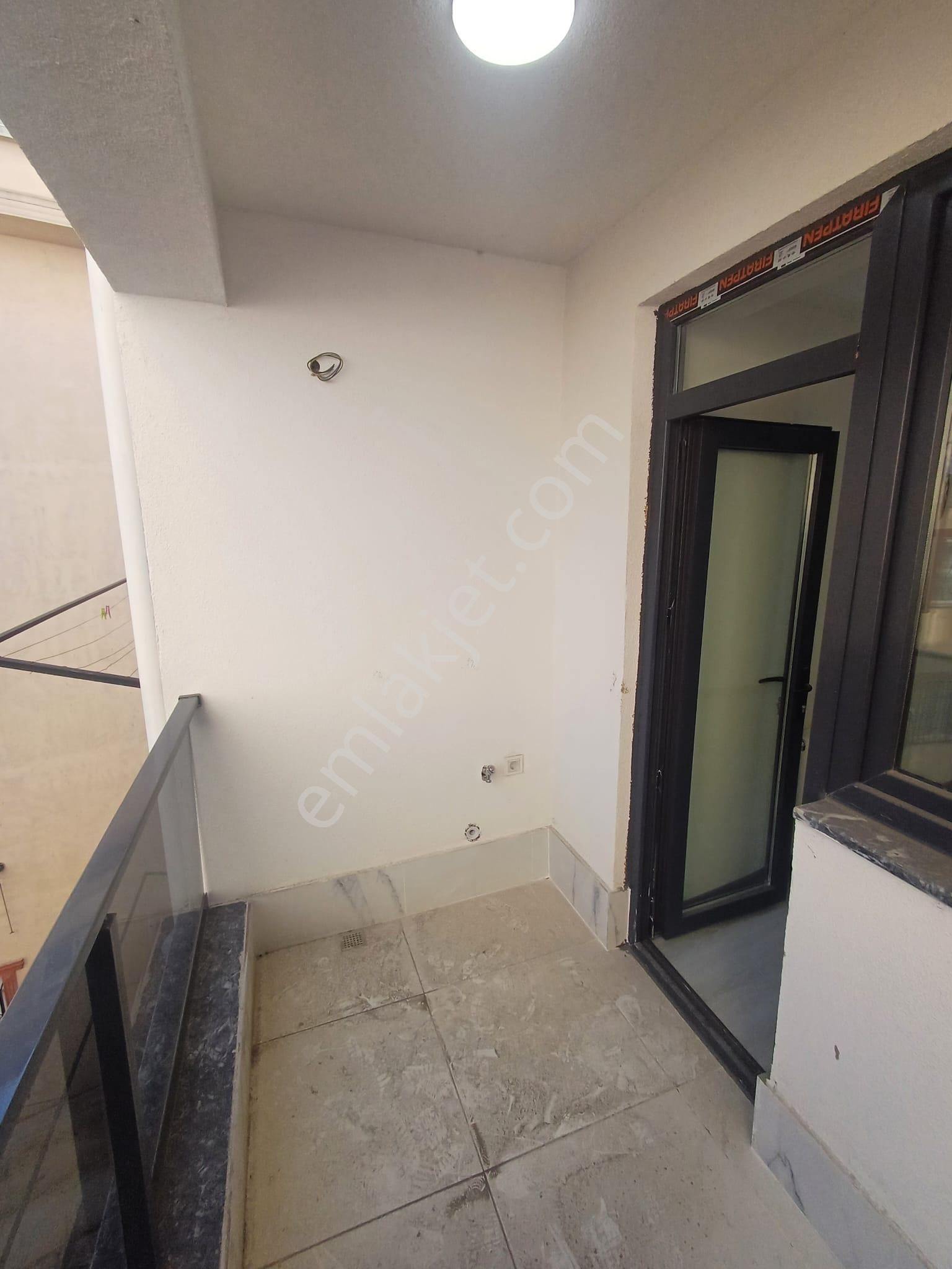 Beyoğlu Hacıahmet Mahallesi'nde Krediye Uygun Fırsat 3.kat Daire - Görsel 15