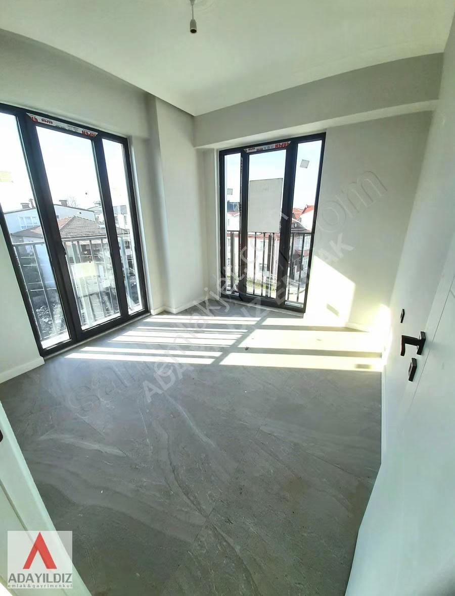 Adapazarı Merkezde Kiralık 2+1 Sıfır Daire - Görsel 3