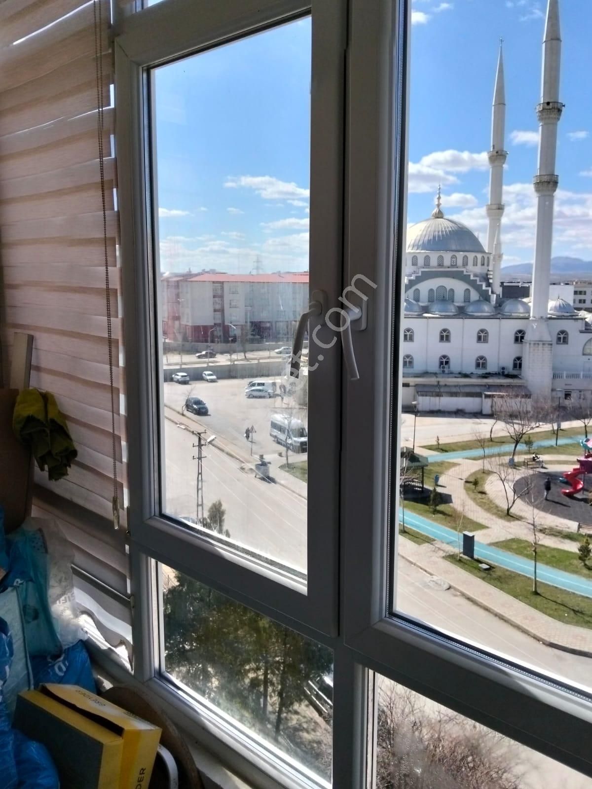 Harikalar Diyarı Metro Yanı Full Yapılı 3+1 Satılık Daire - Görsel 5