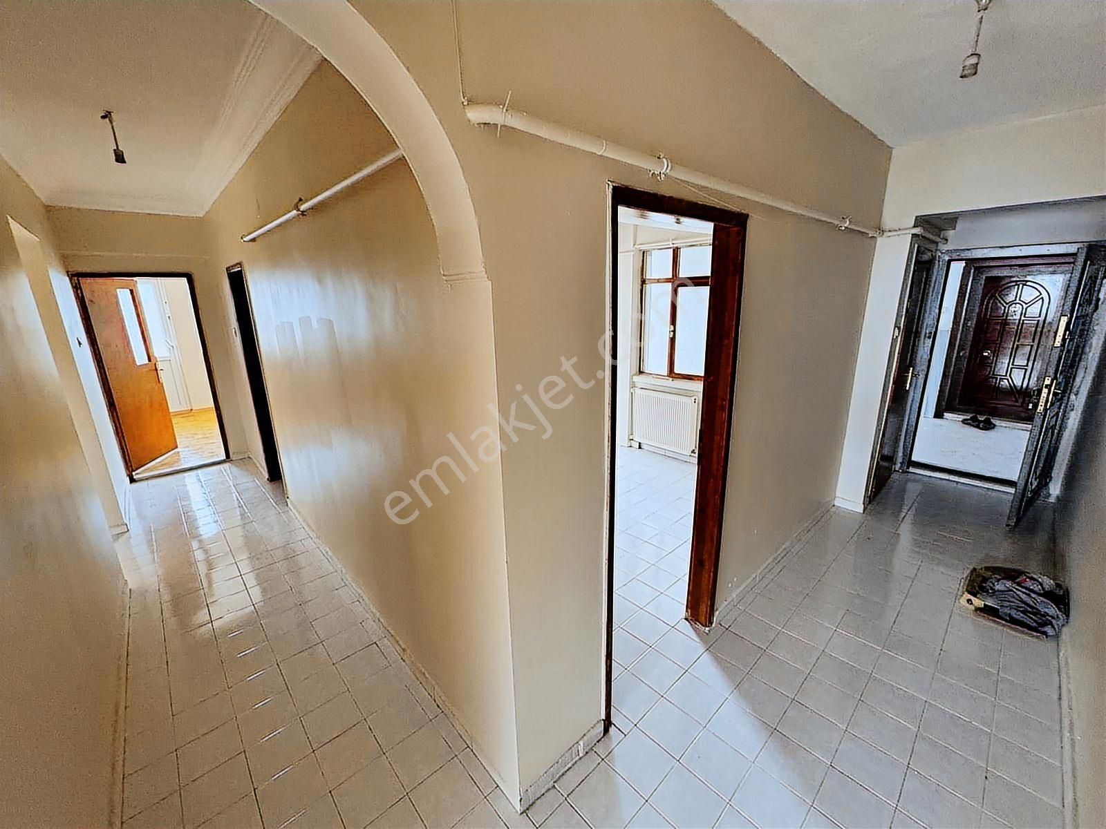 Sincan 12.cadde'de 3+1 Sitede Geniş Park Cepheli Kiralık Daire - Görsel 21