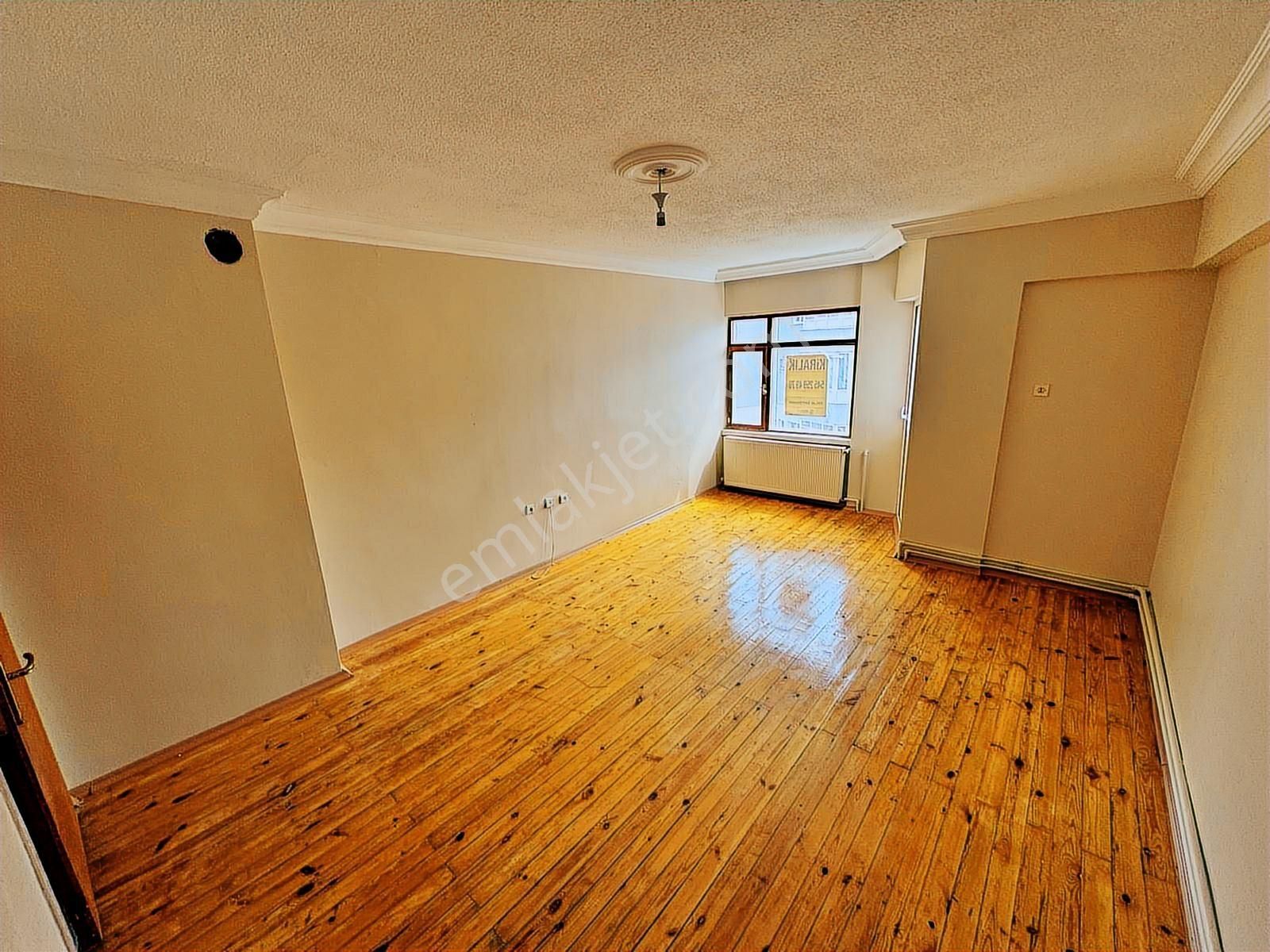 Sincan 12.cadde'de 3+1 Sitede Geniş Park Cepheli Kiralık Daire - Görsel 7